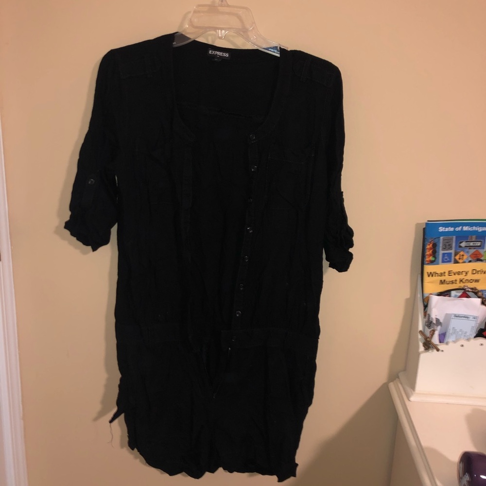Short button romper